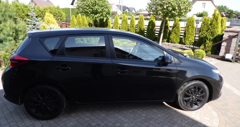 Toyota Auris cena 42900 przebieg: 167000, rok produkcji 2016 z Mogilno małe 781